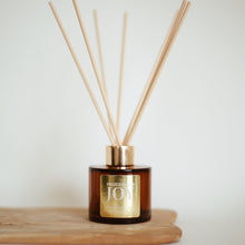 Load image into Gallery viewer, Velvet Peony & Oud Diffuser