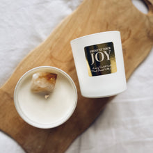 Load image into Gallery viewer, The Citrine Crystal Candle -Pear & Freesia