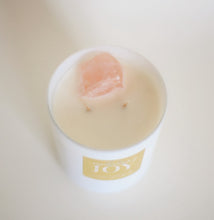 Load image into Gallery viewer, The Rose Quartz Crystal Candle - Damson Plum, Rose &amp; Patchouli
